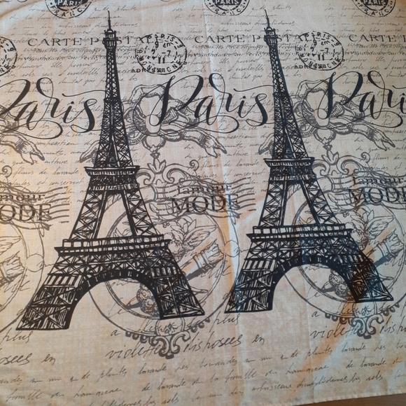 GORGEOUS NEW Compass Polyester 68"x72" LARGE PARIS Print Tapestry Or Fabric. - Picture 1 of 3